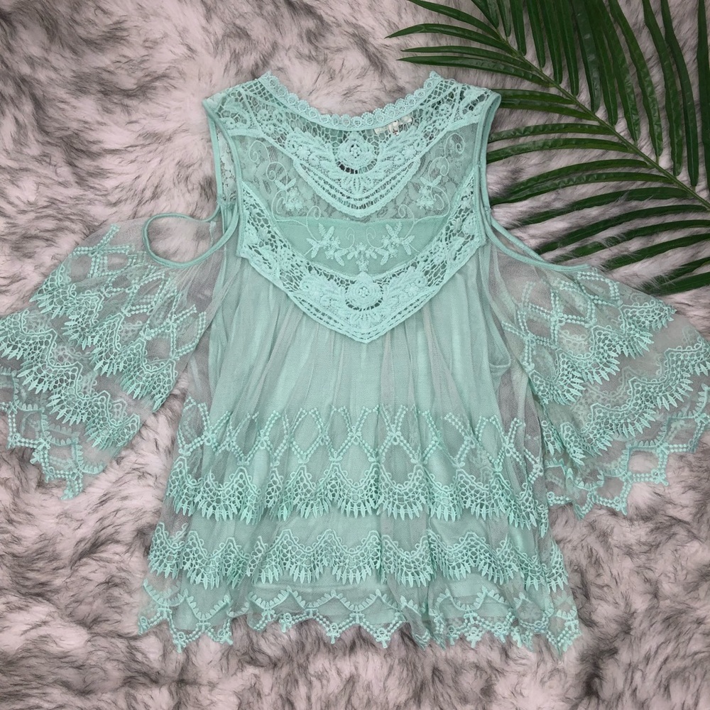 Love J Lace Top Large